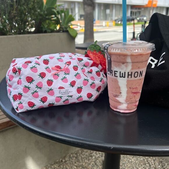 LUELLA makeup bag - Picture 1 of 7